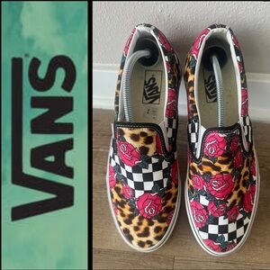 Vans unisex Slip-Ons Checkered Cheetah Rose Print